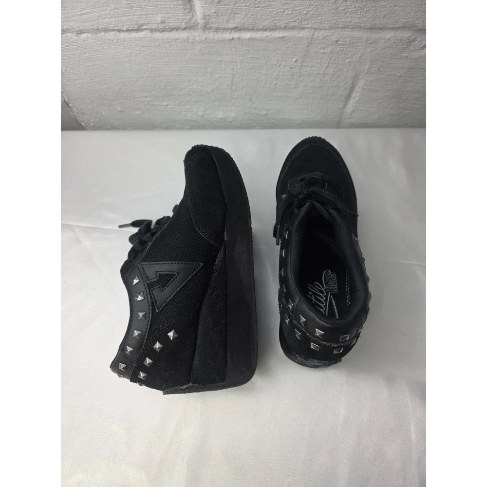 Volatile Expulsion Y2K Shoes Women's 7.5 Black Suede Studded Platform Sneakers‎